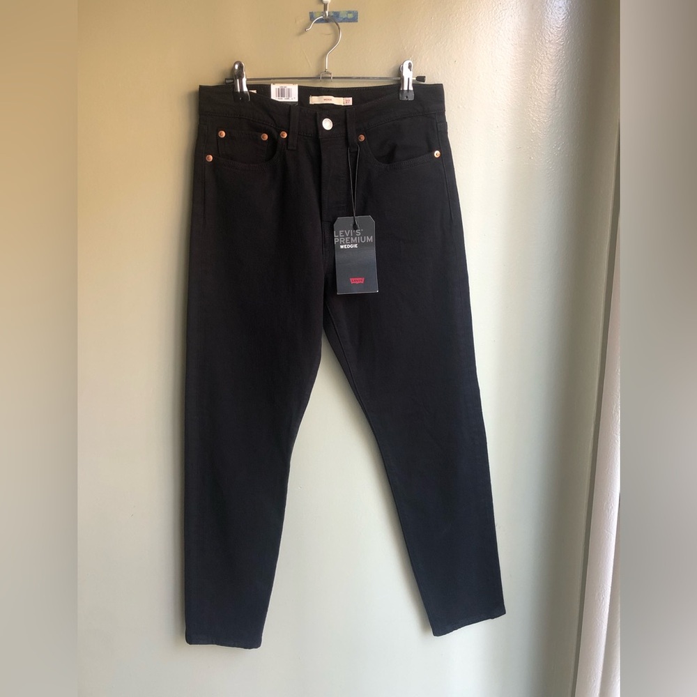 NWT! Levi's Premium Wedgie High Rise Jeans Black Size: 27